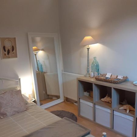 Au Bosquet, Chambre Et Salle De Bains Avec Petit Dejeuner A 600 M Du Centre Dans Un Cadre Calme Et Verdoyant Salies-de-Béarn エクステリア 写真