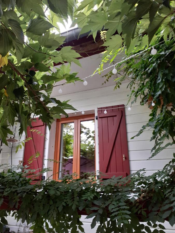Au Bosquet, Chambre Et Salle De Bains Avec Petit Dejeuner A 600 M Du Centre Dans Un Cadre Calme Et Verdoyant Salies-de-Béarn エクステリア 写真